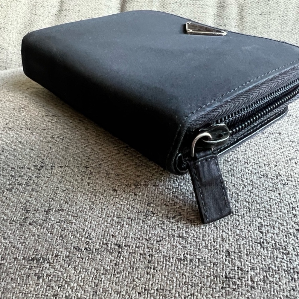 Prada Tessuto Nylon Black vintage 2005 Compact Wallet - Picture 11 of 15
